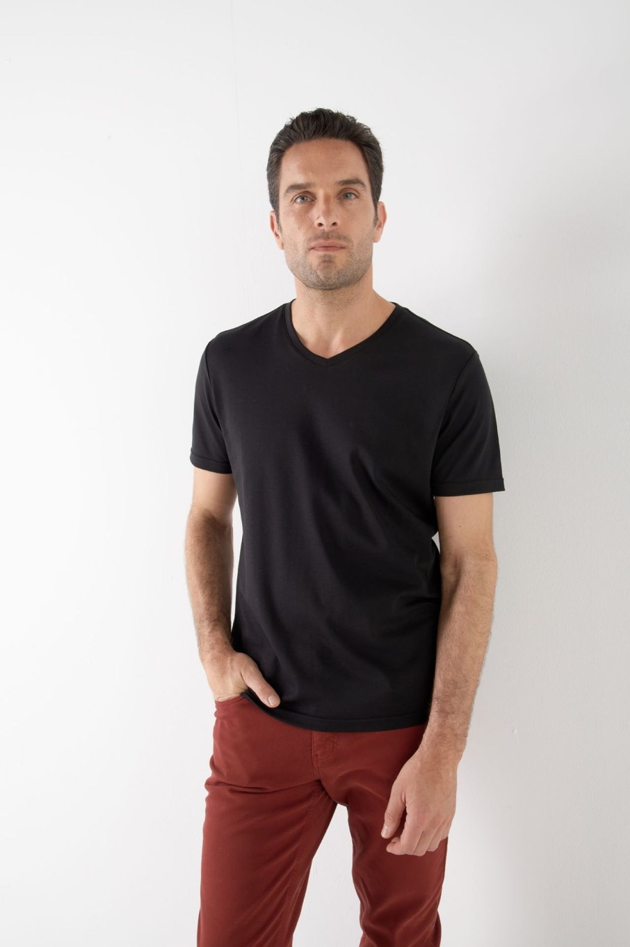 Pret-A-Porter Ollygan | T-Shirt Basic Col V Tonga